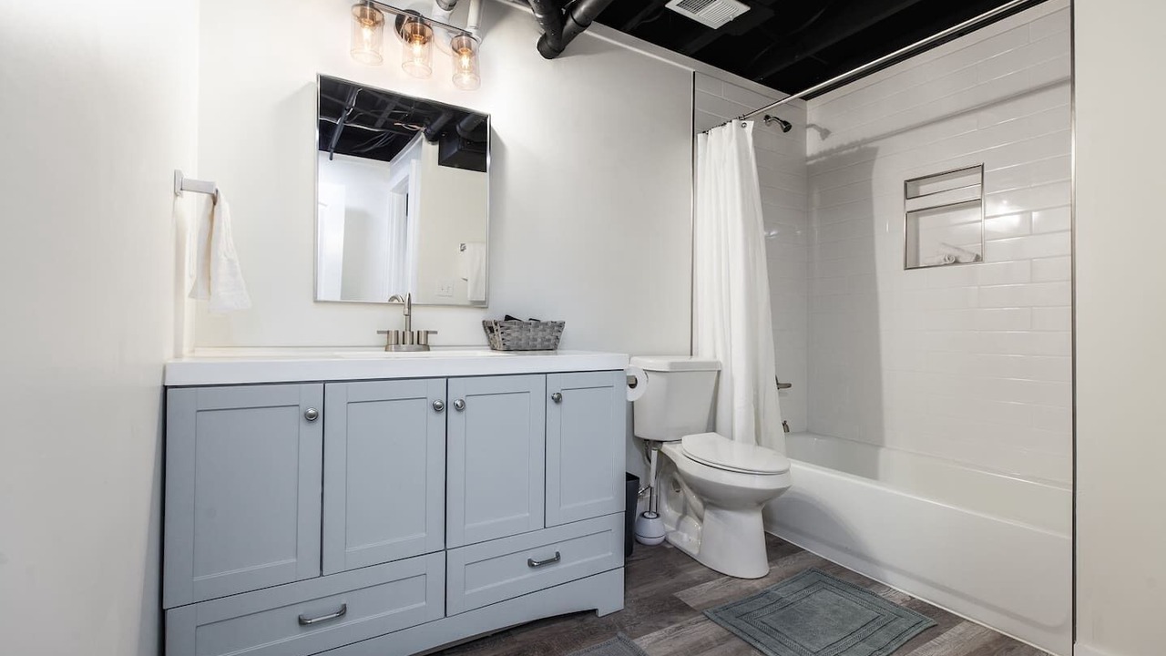Photo of Bathroom in Crestline Heights