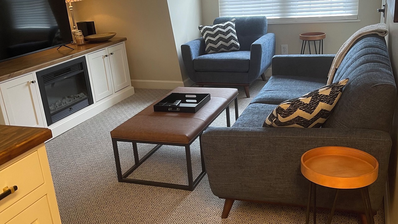 Photo of Livingroom in Auburn