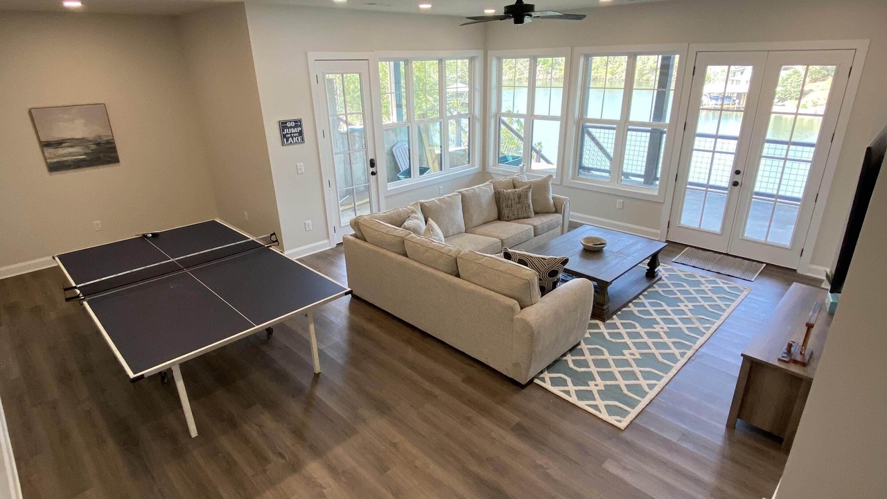 Photo of Livingroom in The Woods of Longleaf