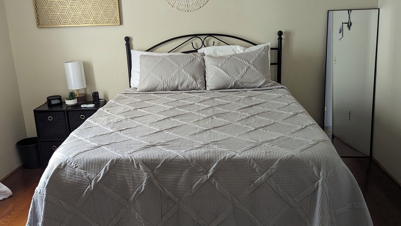Photo of Bedroom in Troy