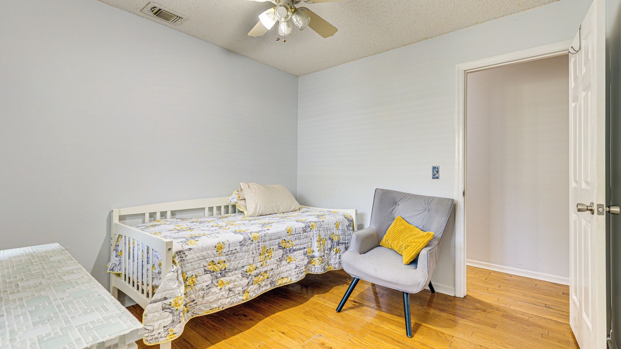 Photo of Bedroom in Conway