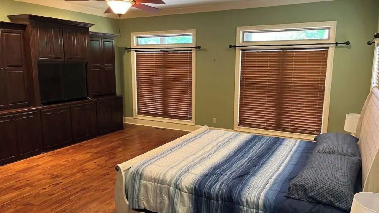 Photo of Bedroom in Rogersville