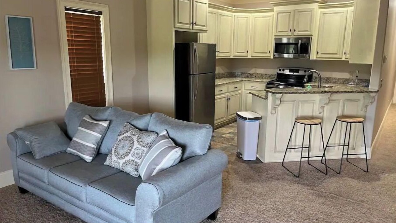 Photo of Livingroom in Rogersville