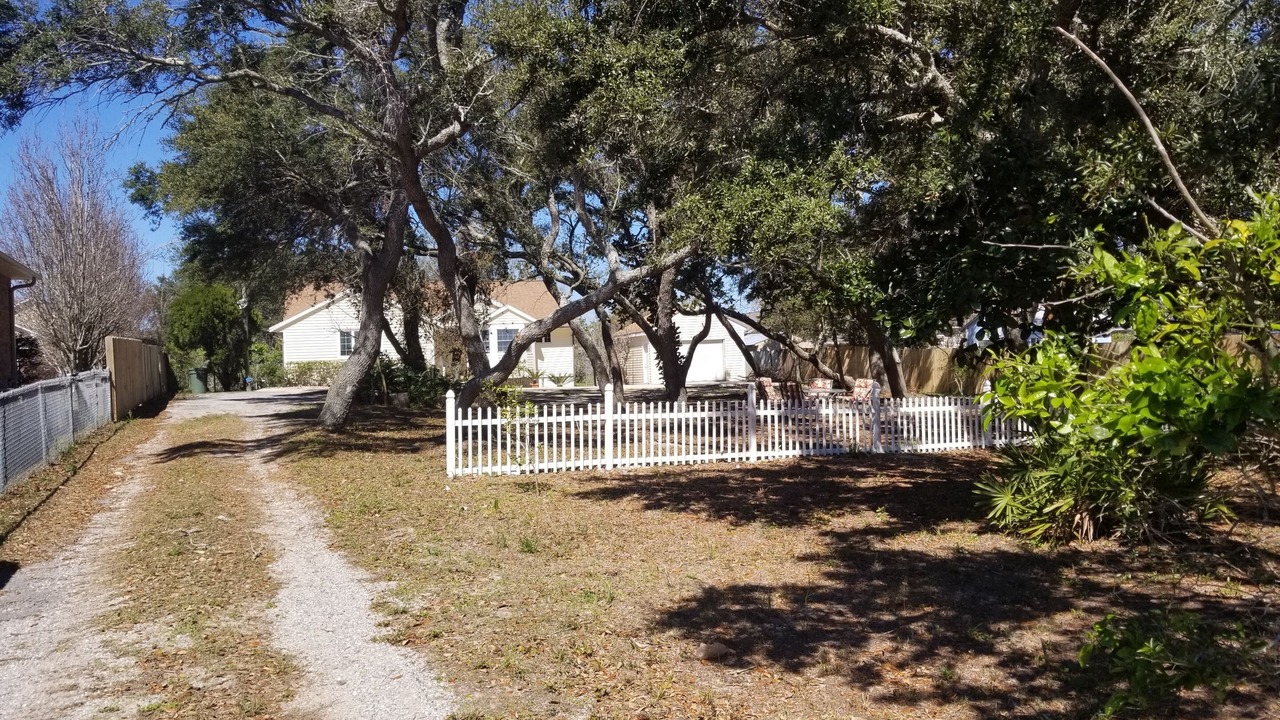 Photo of Outdoor in Leeward