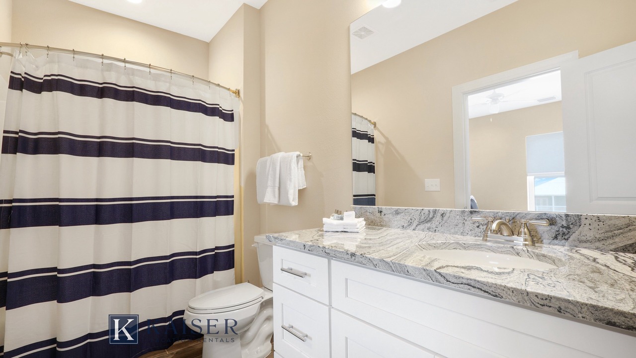 Photo of Bathroom in Gulf Shores