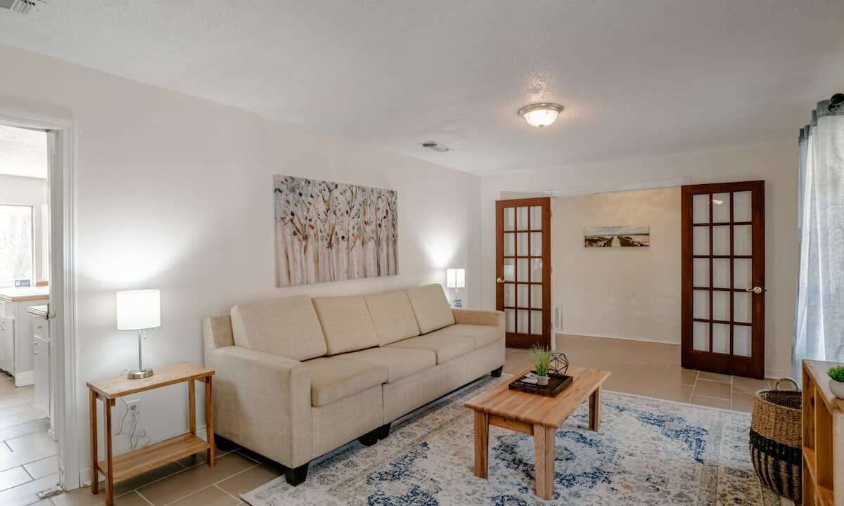 Photo of Livingroom in Mobile