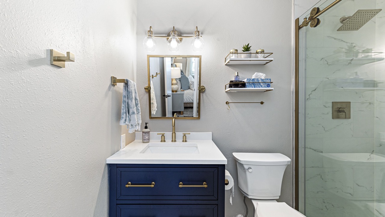 Photo of Bathroom in Orange Beach