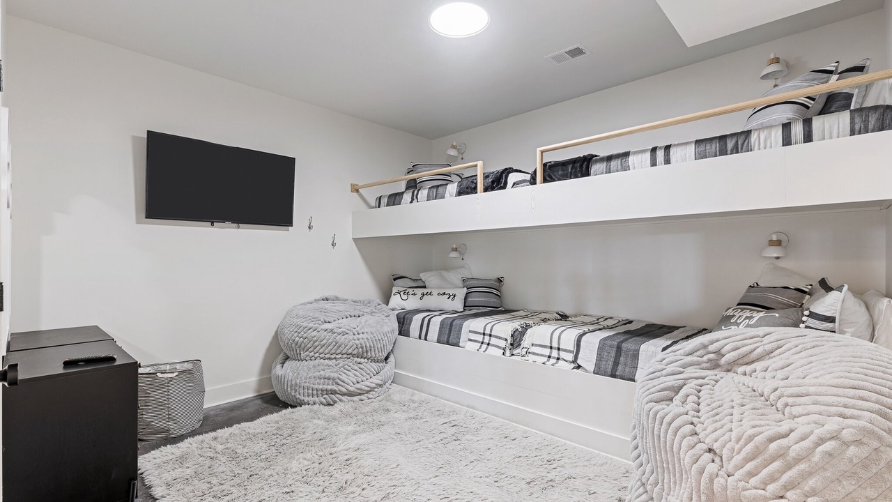 Photo of Bedroom in Crane Hill