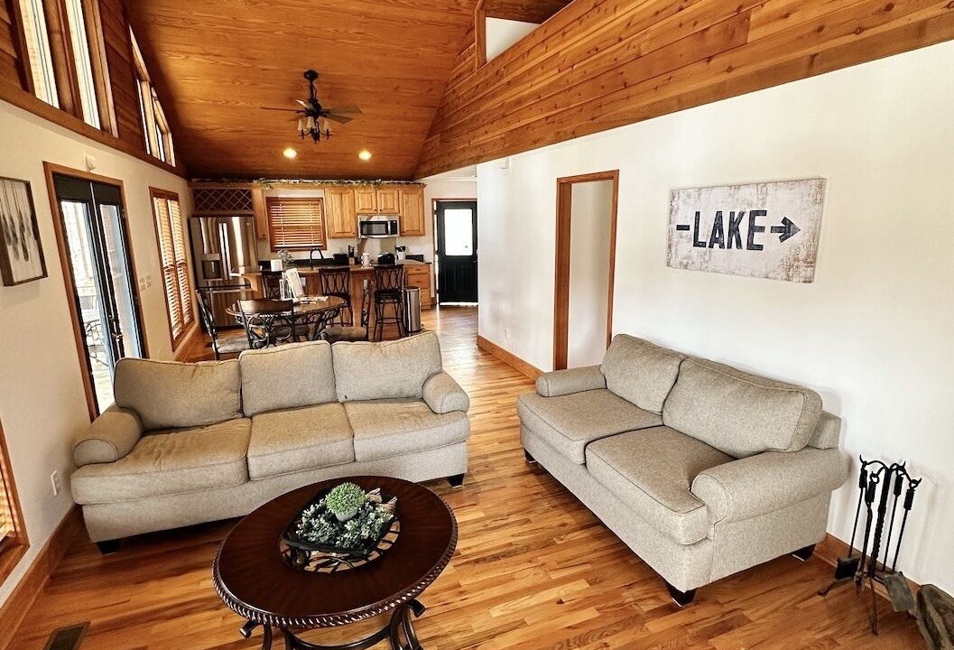 Photo of Livingroom in Wedowee