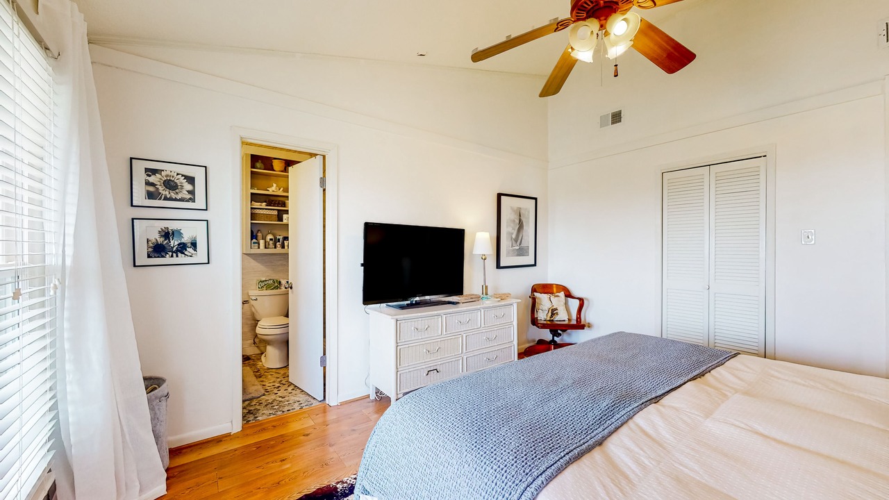 Photo of Bedroom in Royal Lagoons