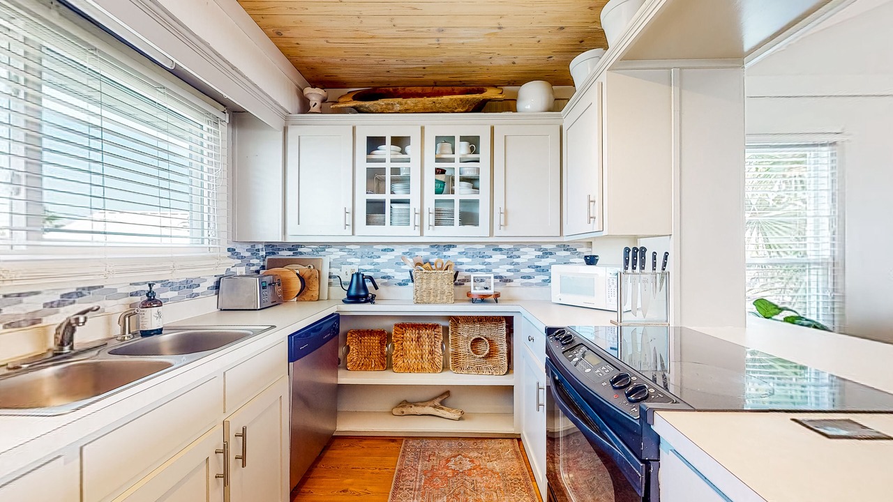 Photo of Kitchen in Royal Lagoons