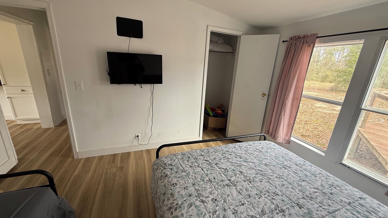 Photo of Bedroom in Gulfport