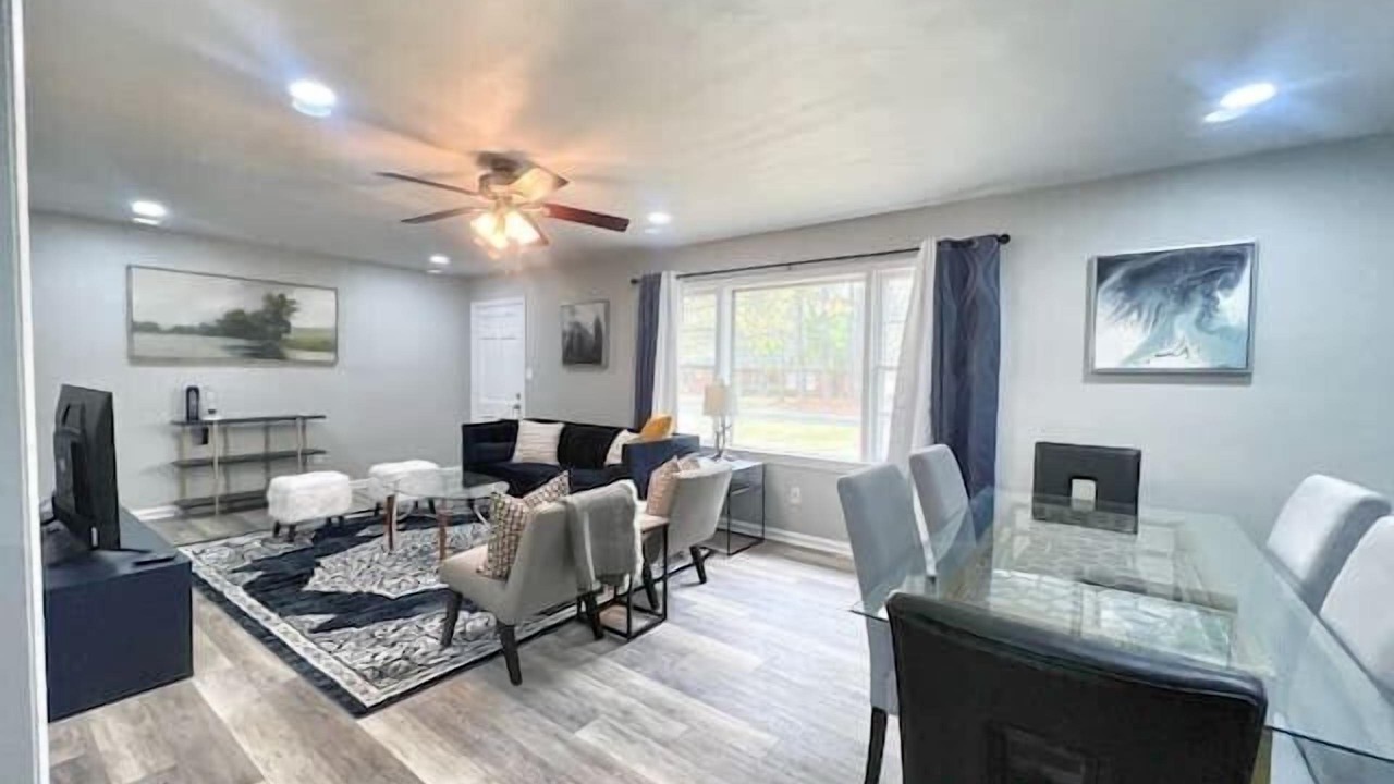 Photo of Livingroom in Decatur