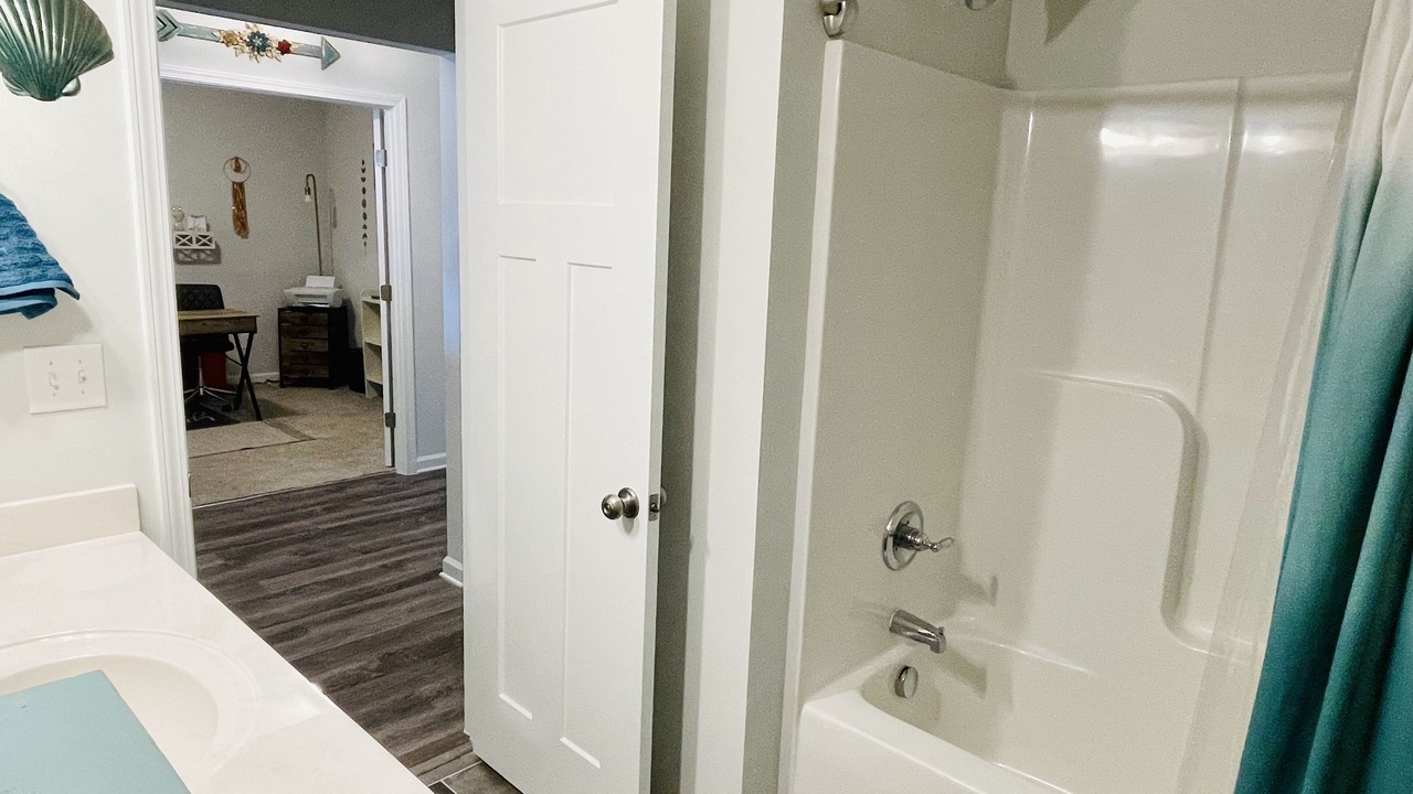 Photo of Bathroom in Harvest