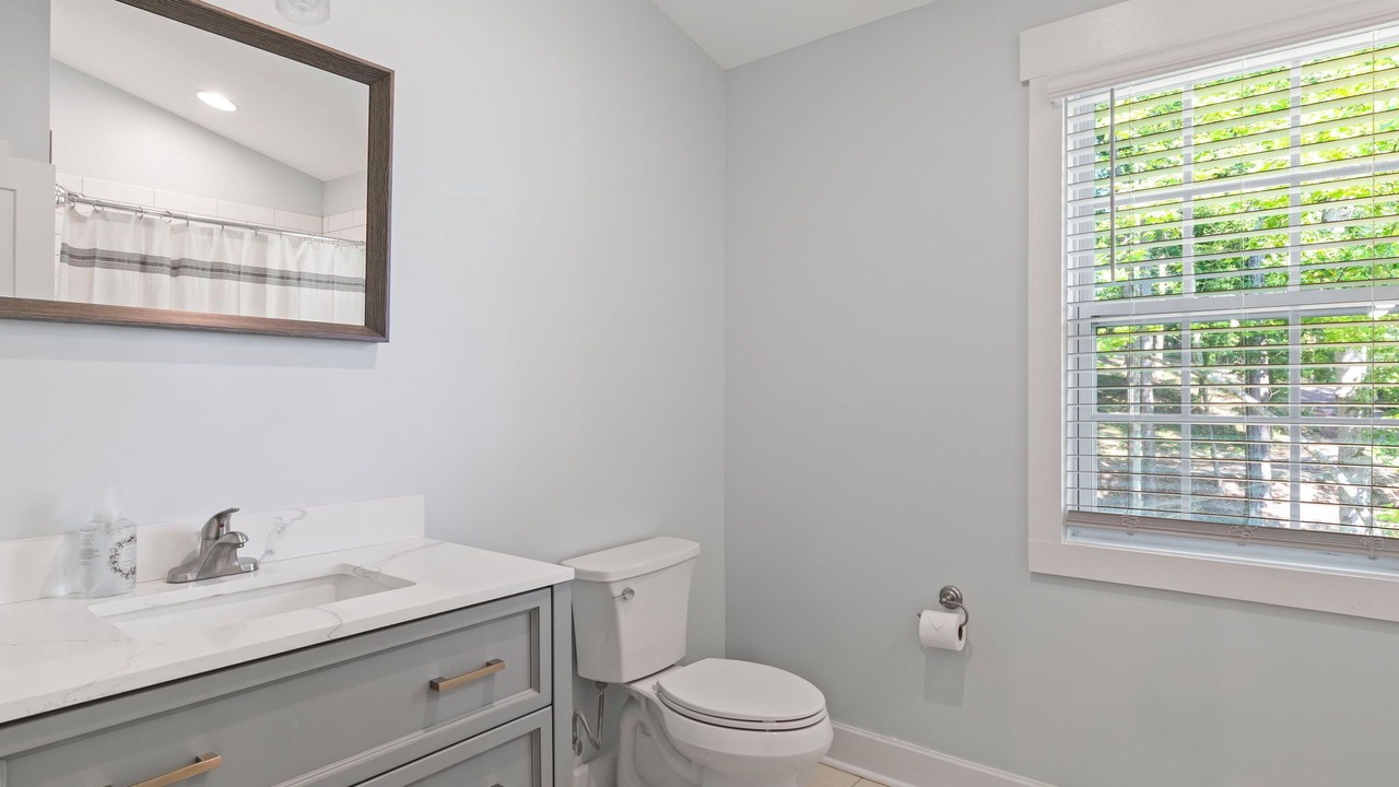 Photo of Bathroom in Dadeville