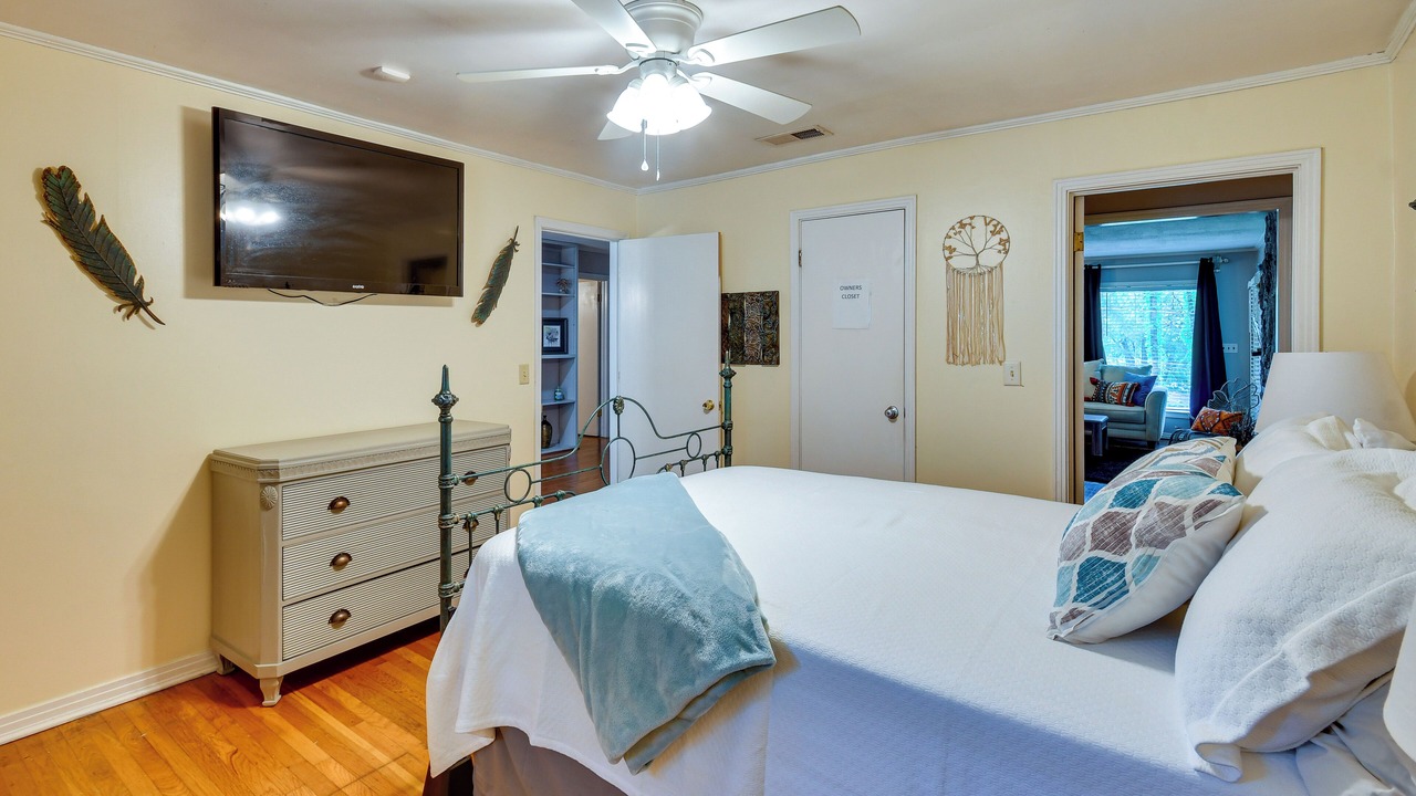Photo of Bedroom in Gunter Afs