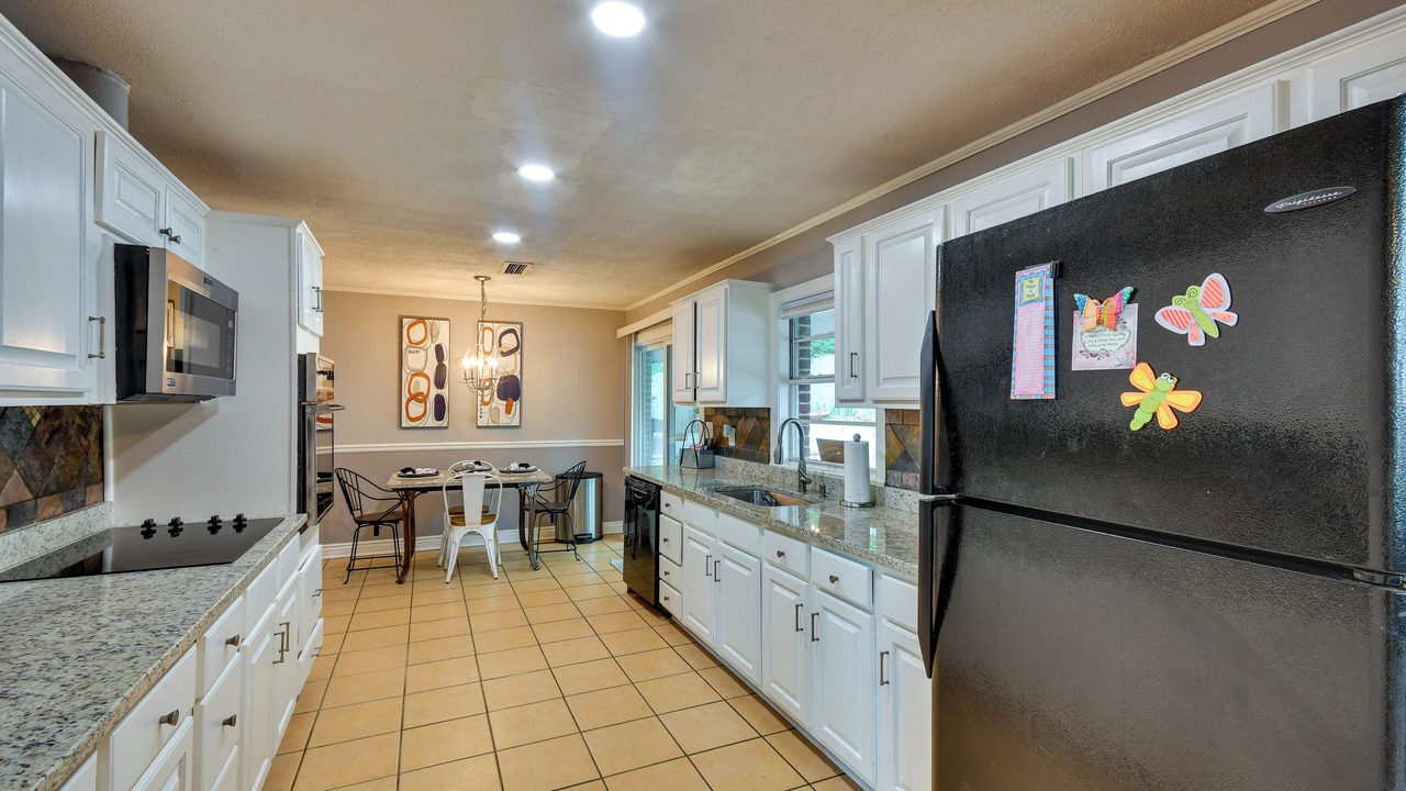 Photo of Kitchen in Gunter Afs