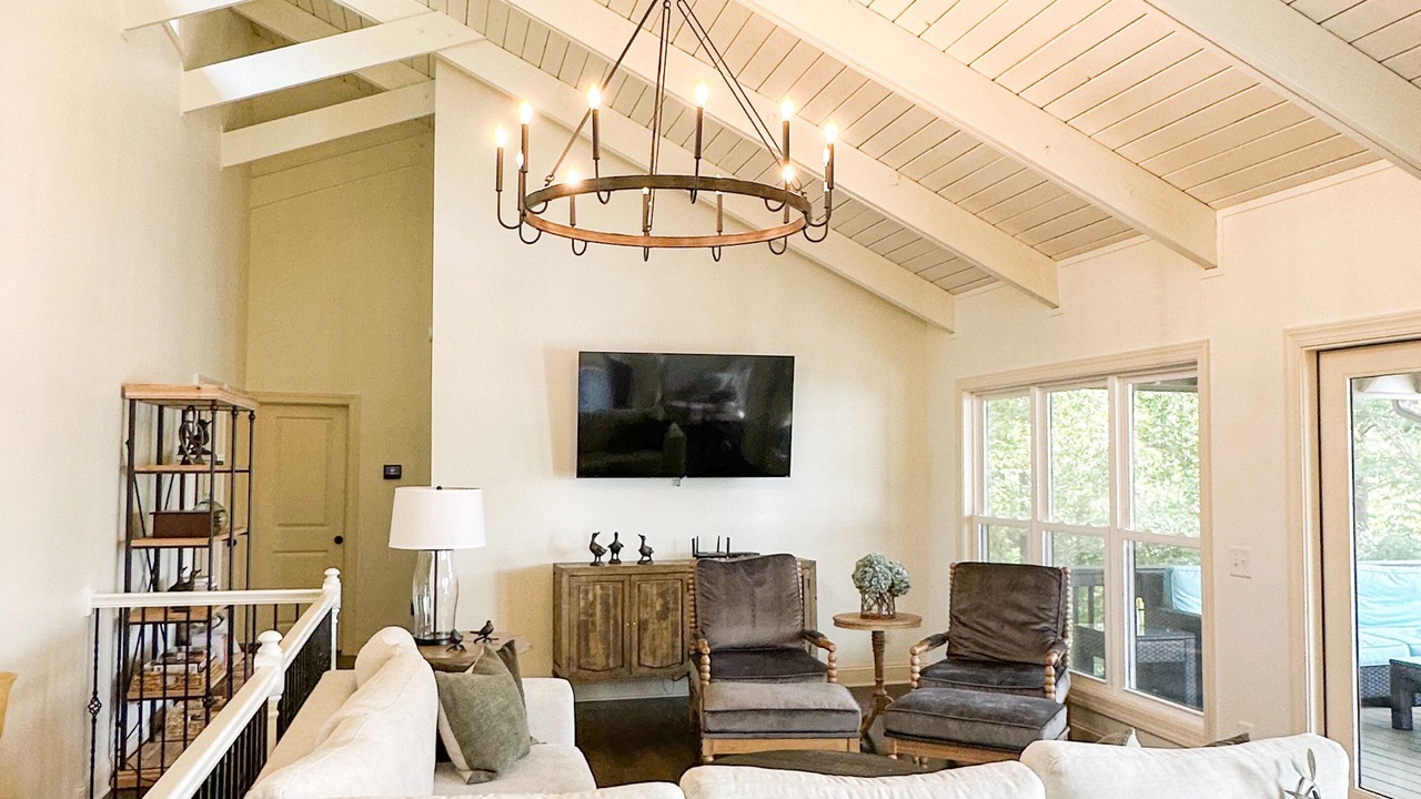 Photo of Livingroom in Jacksons' Gap