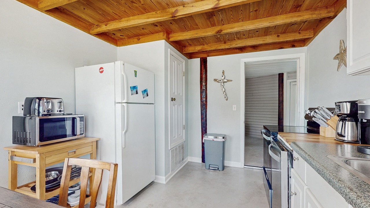 Photo of Kitchen in Surf Side Shores