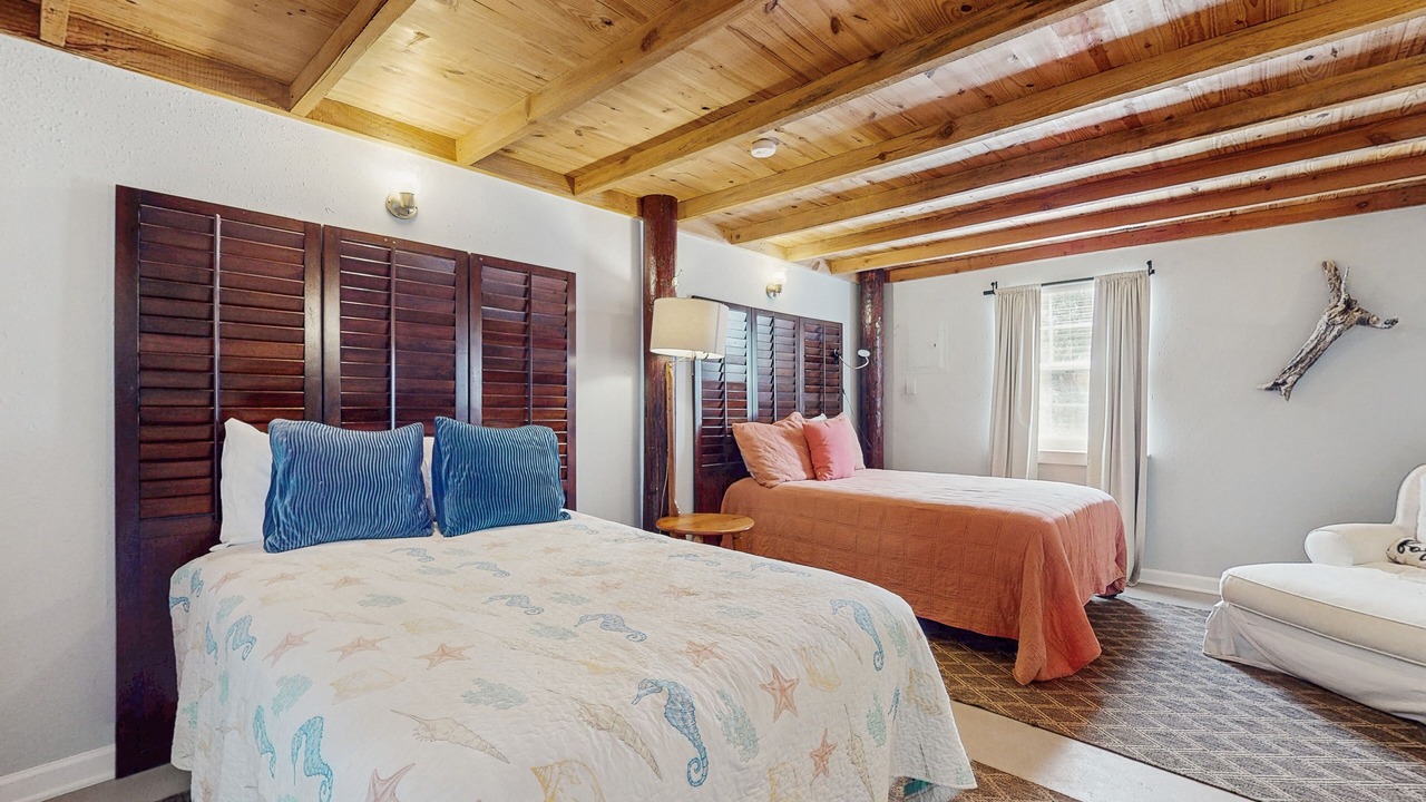 Photo of Bedroom in Surf Side Shores