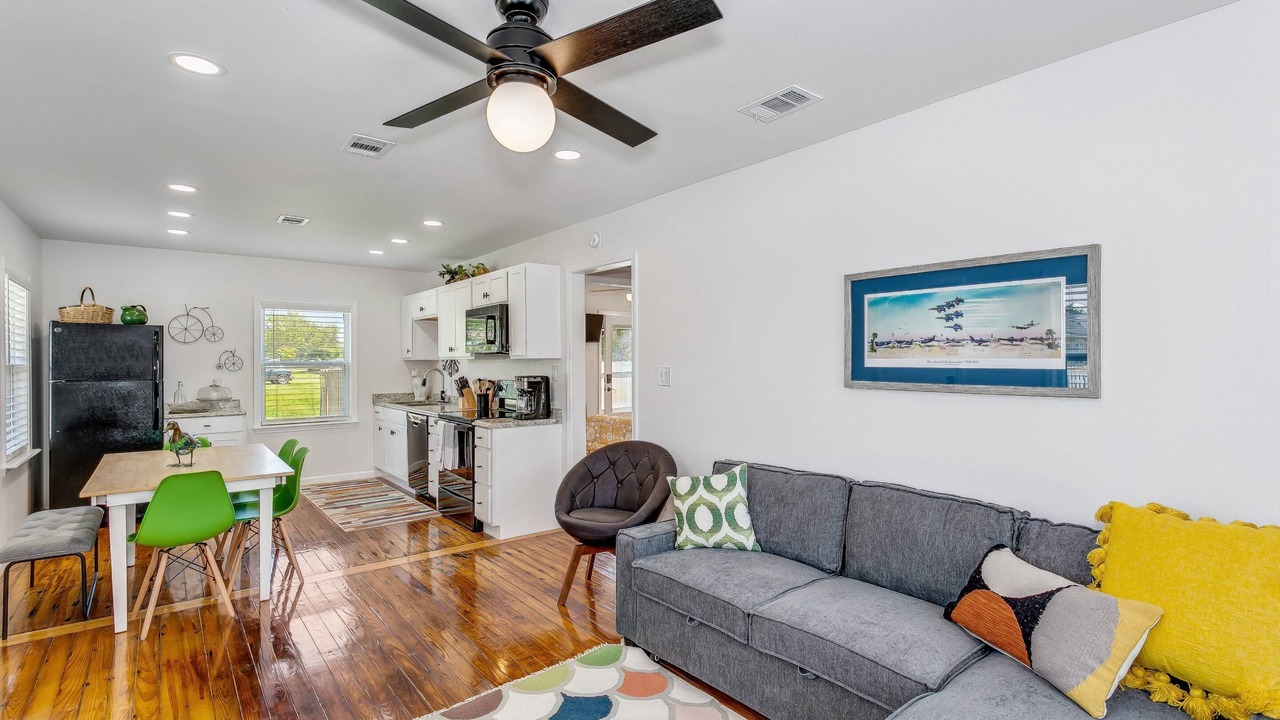 Photo of Bedroom in Downtown