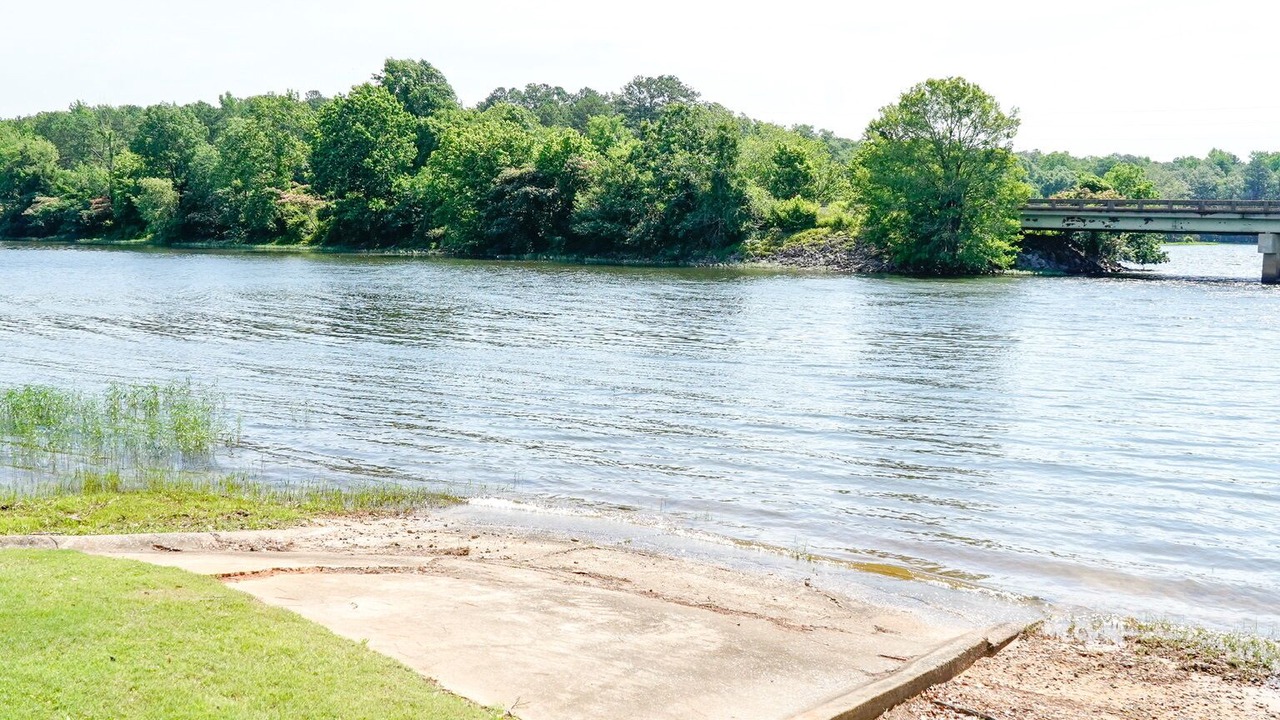 Photo of Outdoor in Northport