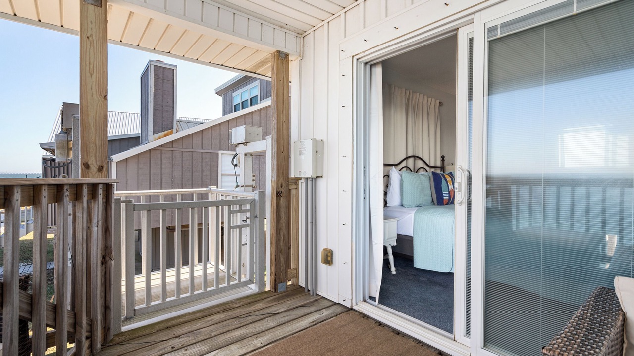 Photo of Bedroom in Royal Lagoons