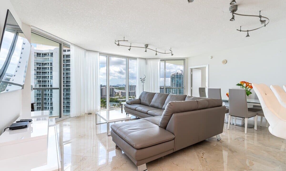 Photo of Others in Sunny Isles Beach