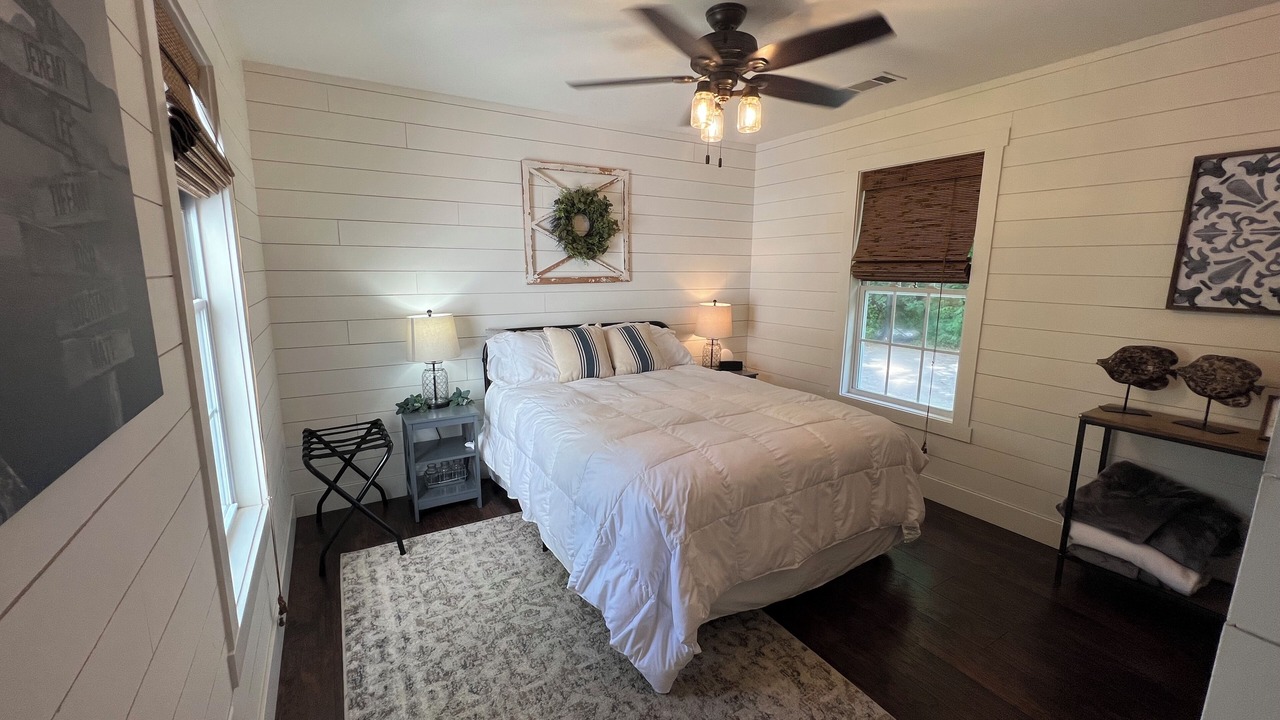 Photo of Bedroom in Wedowee