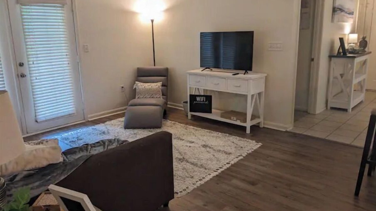 Photo of Livingroom in Auburn