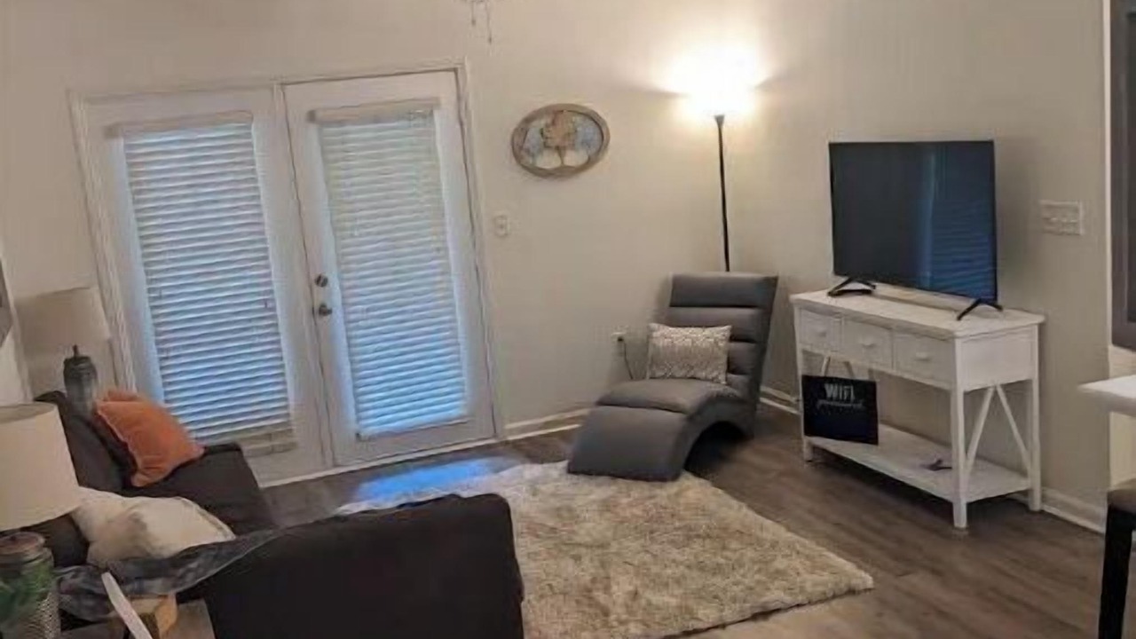 Photo of Livingroom in Auburn