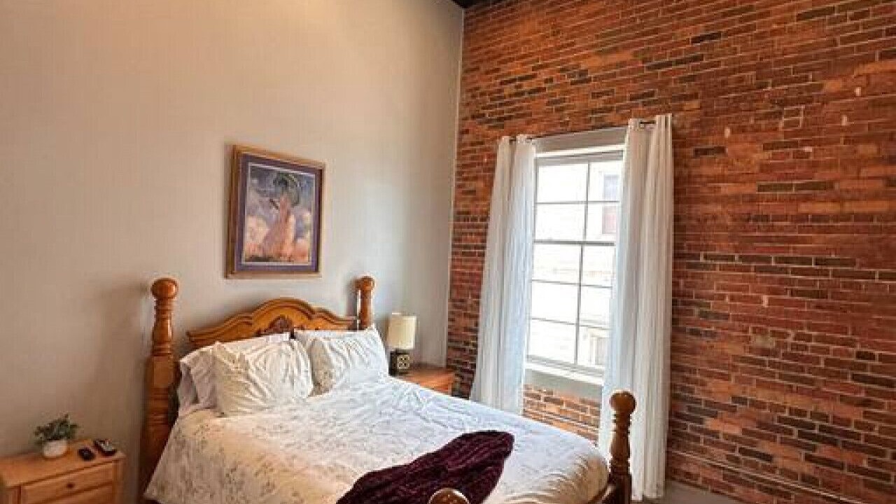 Photo of Bedroom in Gadsden