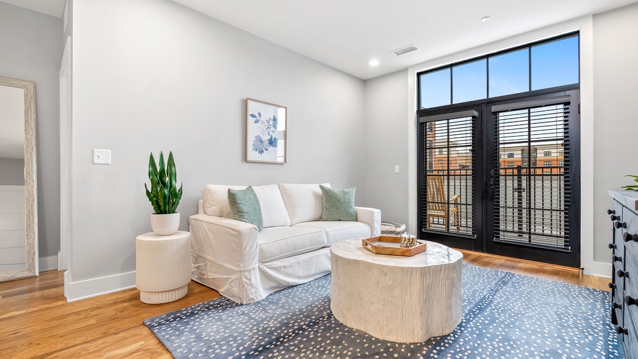 Photo of Livingroom in Auburn