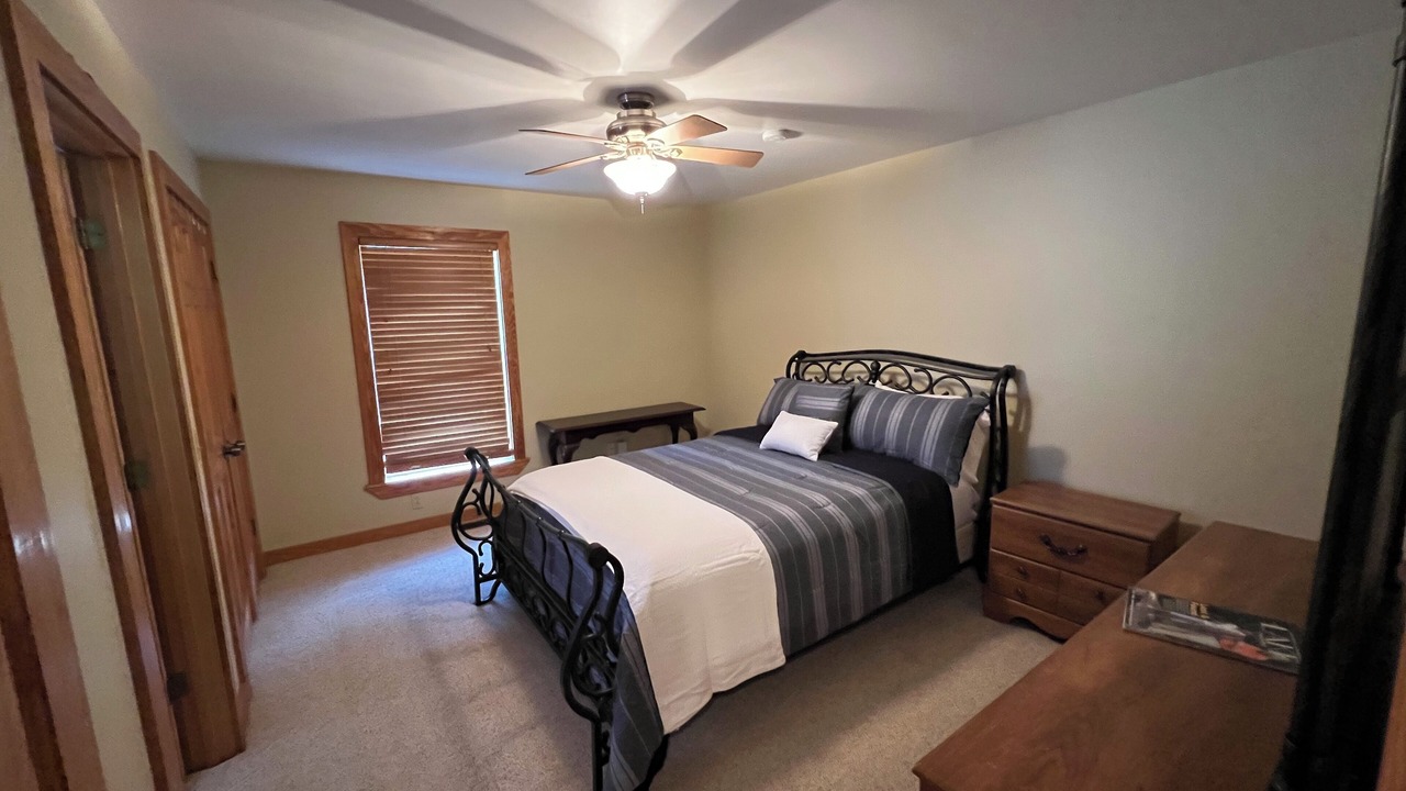 Photo of Bedroom in Dadeville