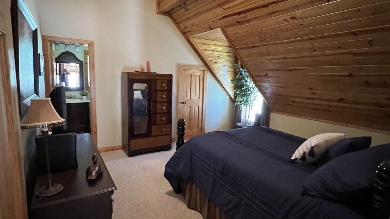 Photo of Bedroom in Dadeville
