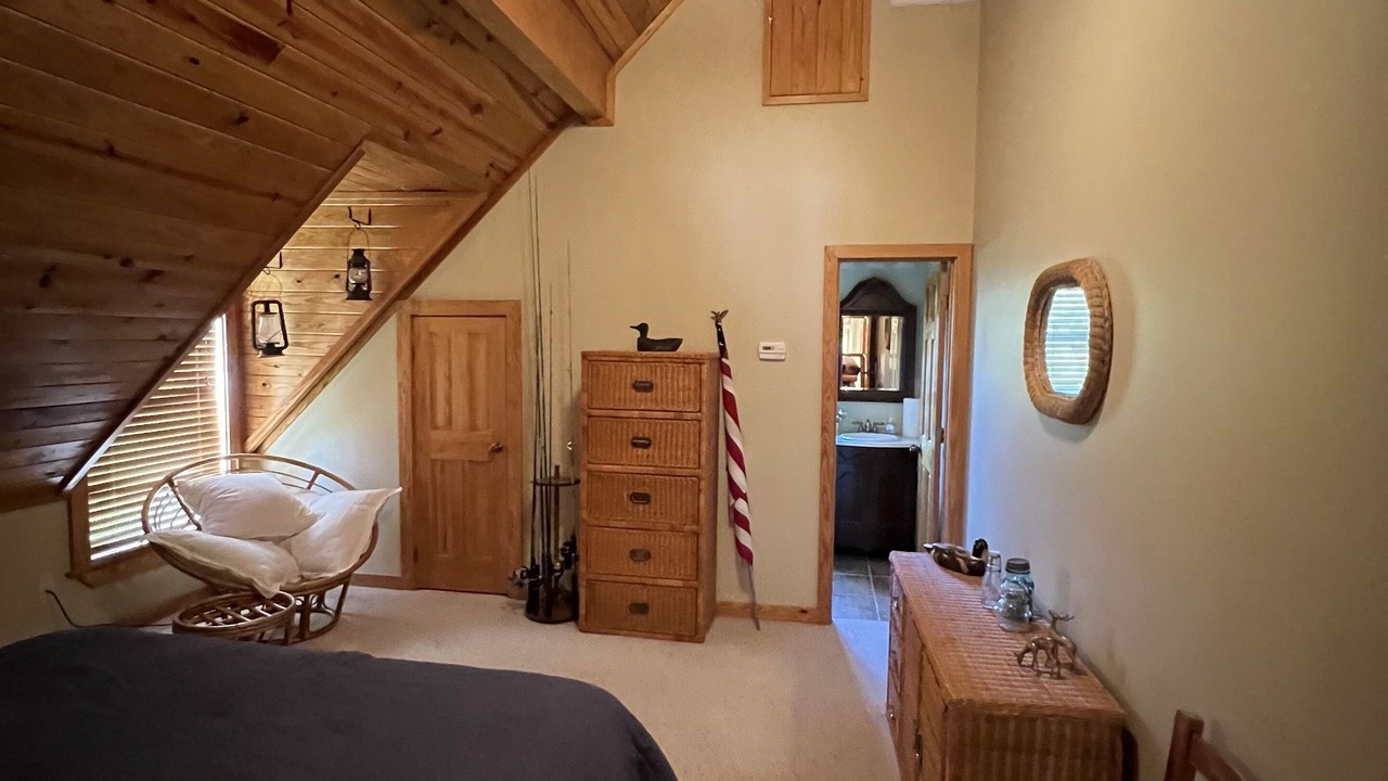 Photo of Bedroom in Dadeville
