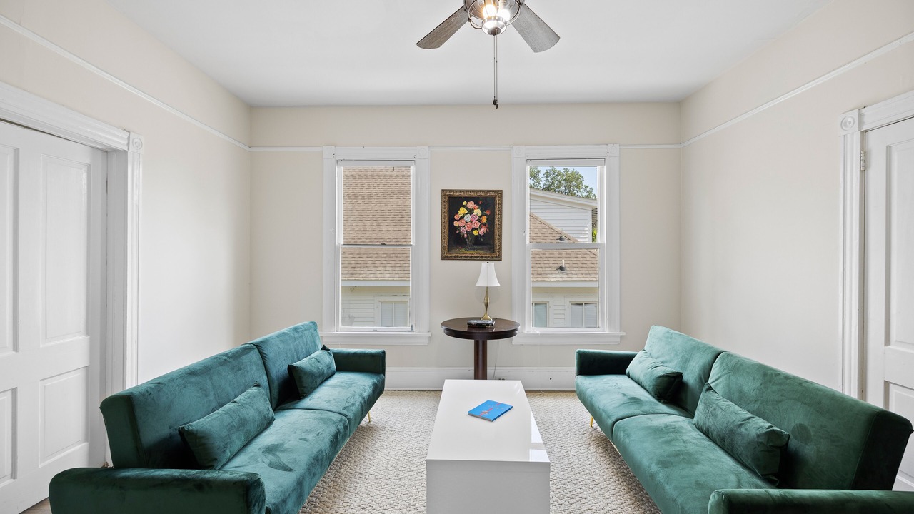 Photo of Bedroom in Washington Square