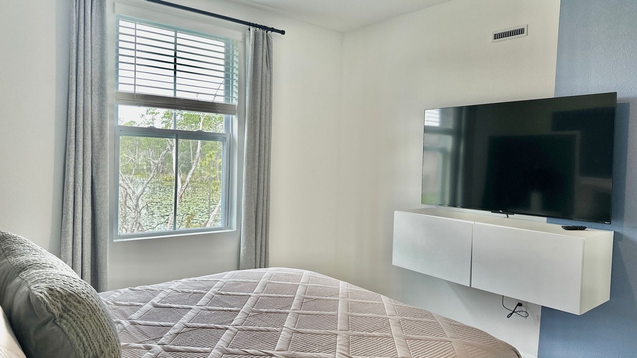 Photo of Bedroom in Davenport