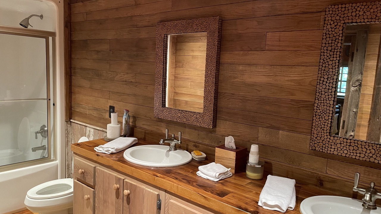 Photo of Bathroom in Hanceville