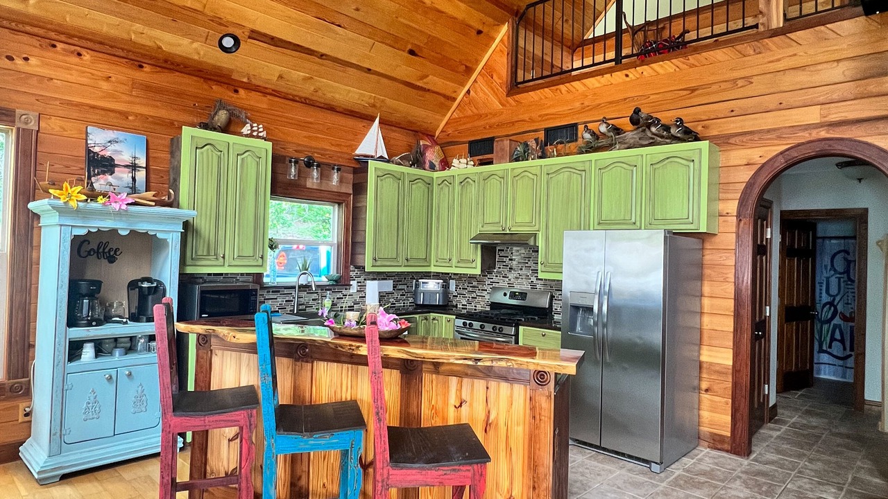 Photo of Kitchen in Deatsville