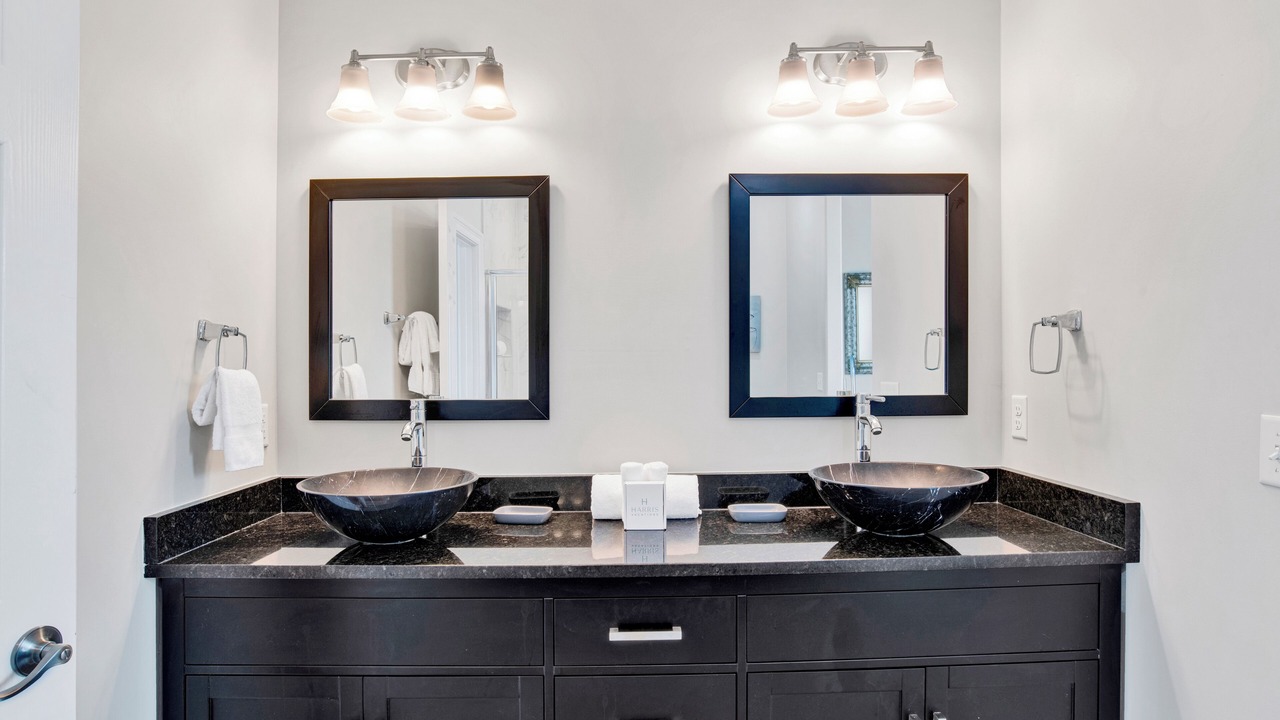 Photo of Bathroom in Surf Side Shores