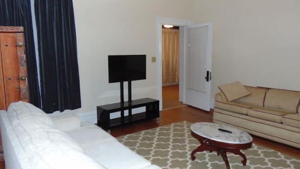 Photo of Livingroom in Anniston