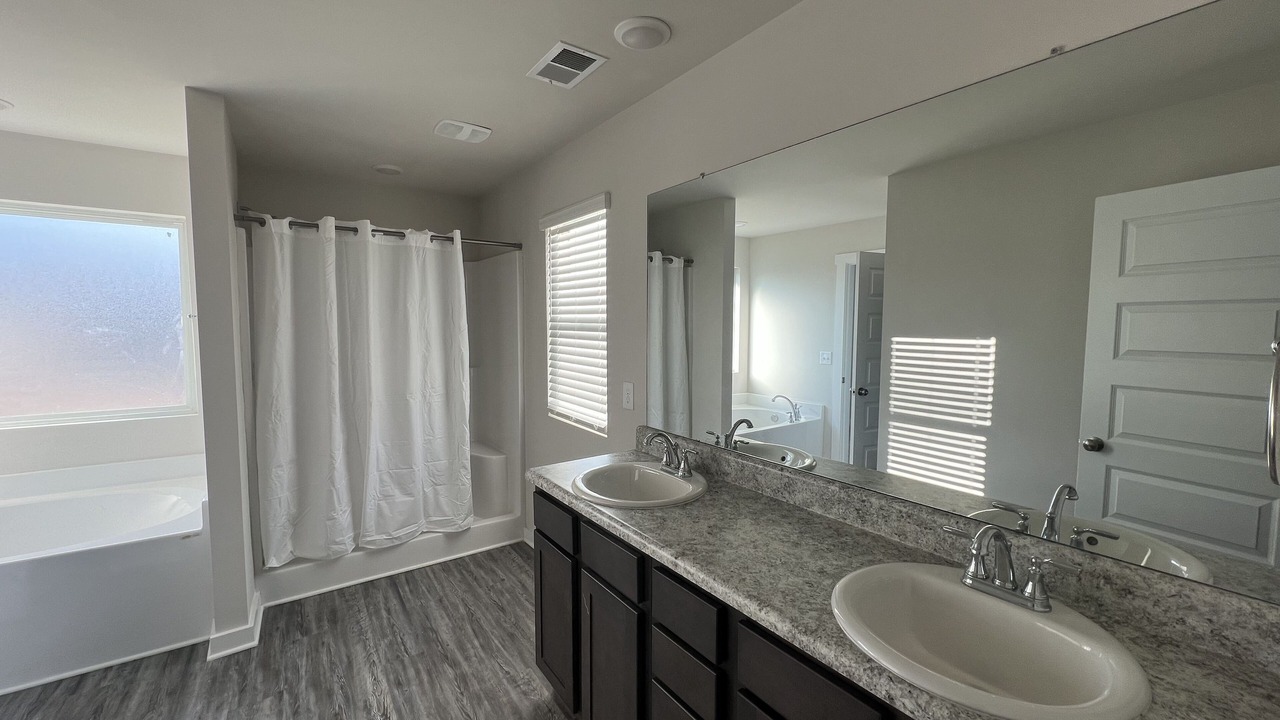 Photo of Bathroom in Normal