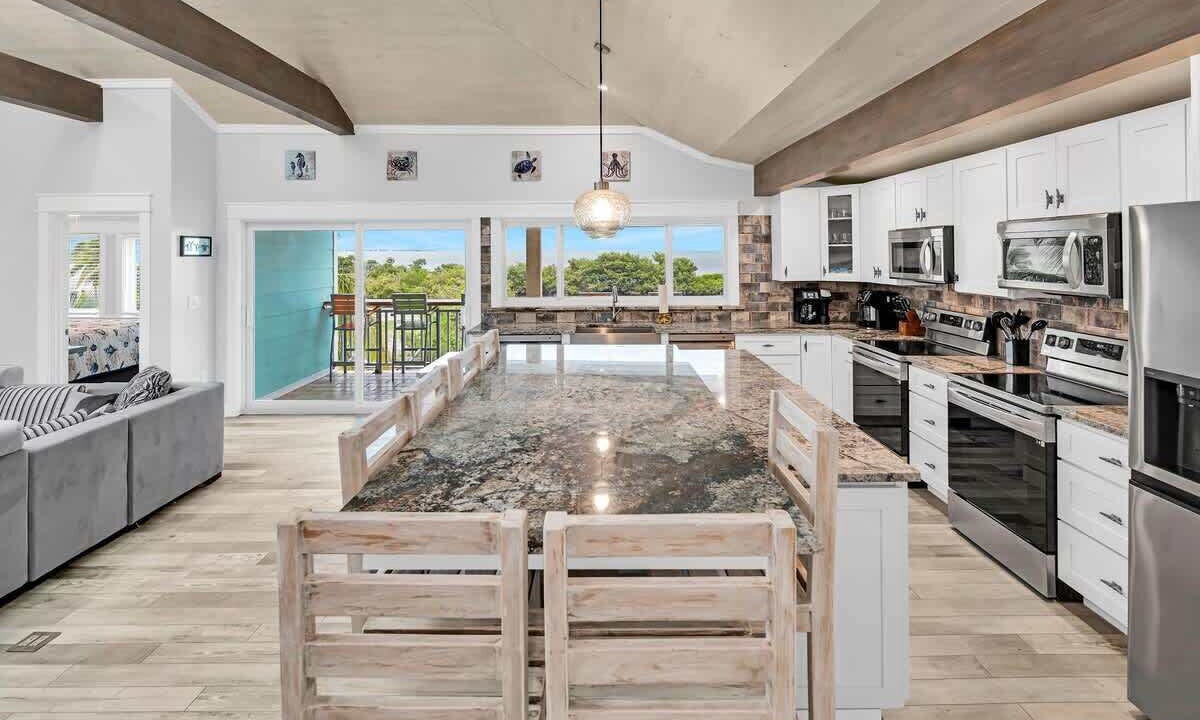 Photo of Kitchen in Marathon