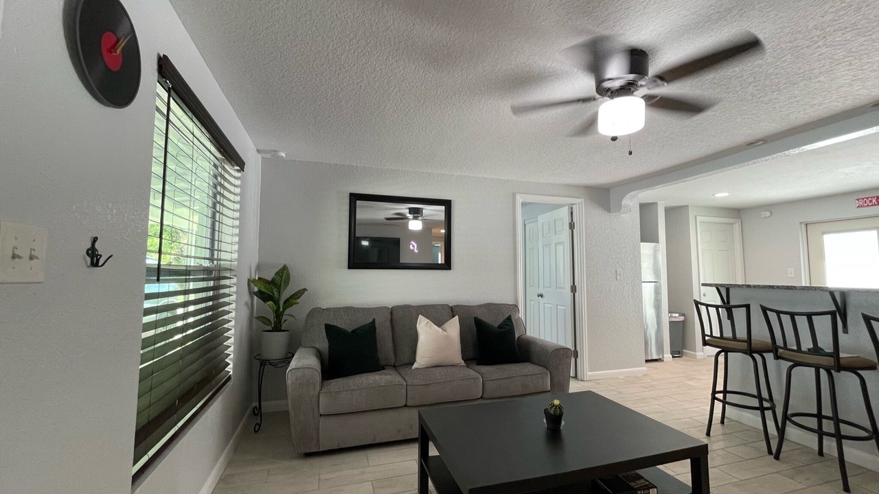 Photo of Livingroom in Orient Park