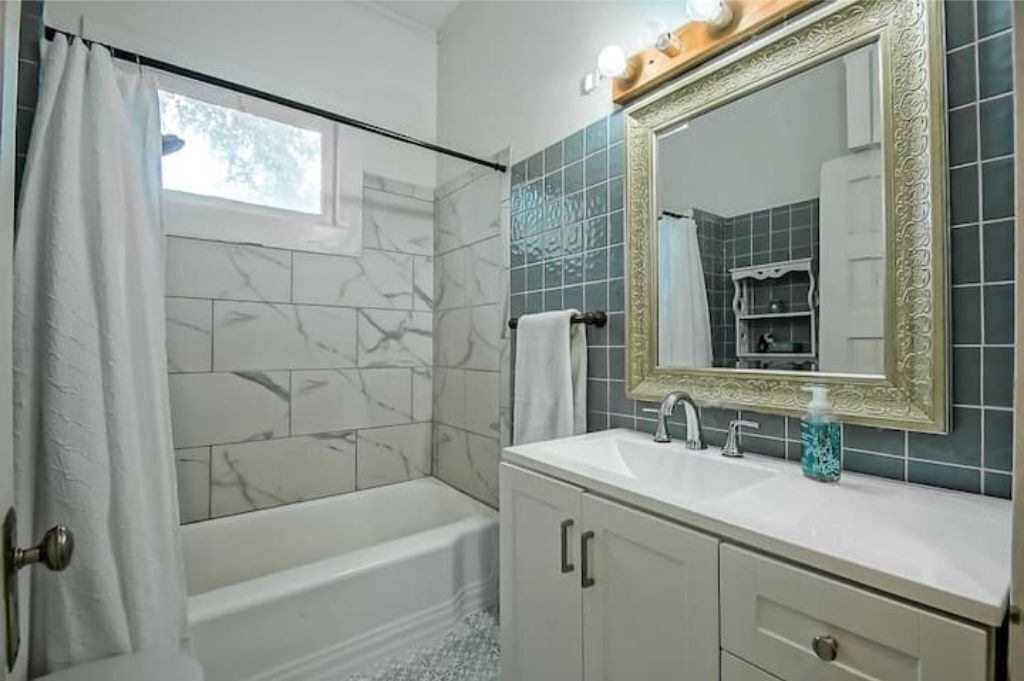 Photo of Bathroom in Mid City South