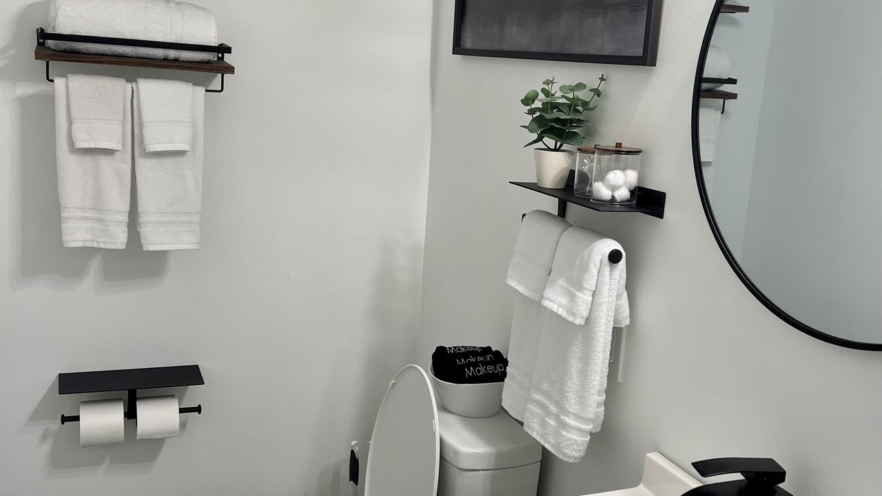 Photo of Bathroom in Cottondale