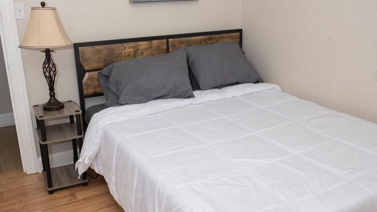 Photo of Bedroom in Northport