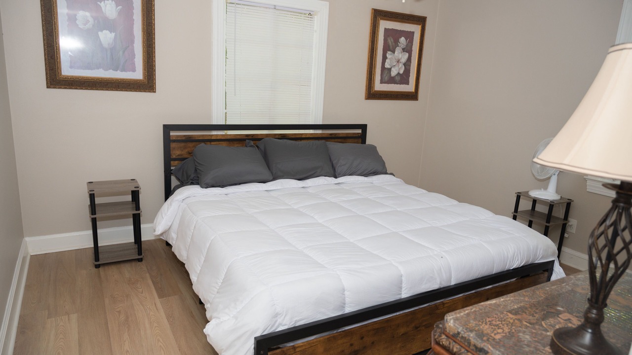 Photo of Bedroom in Northport