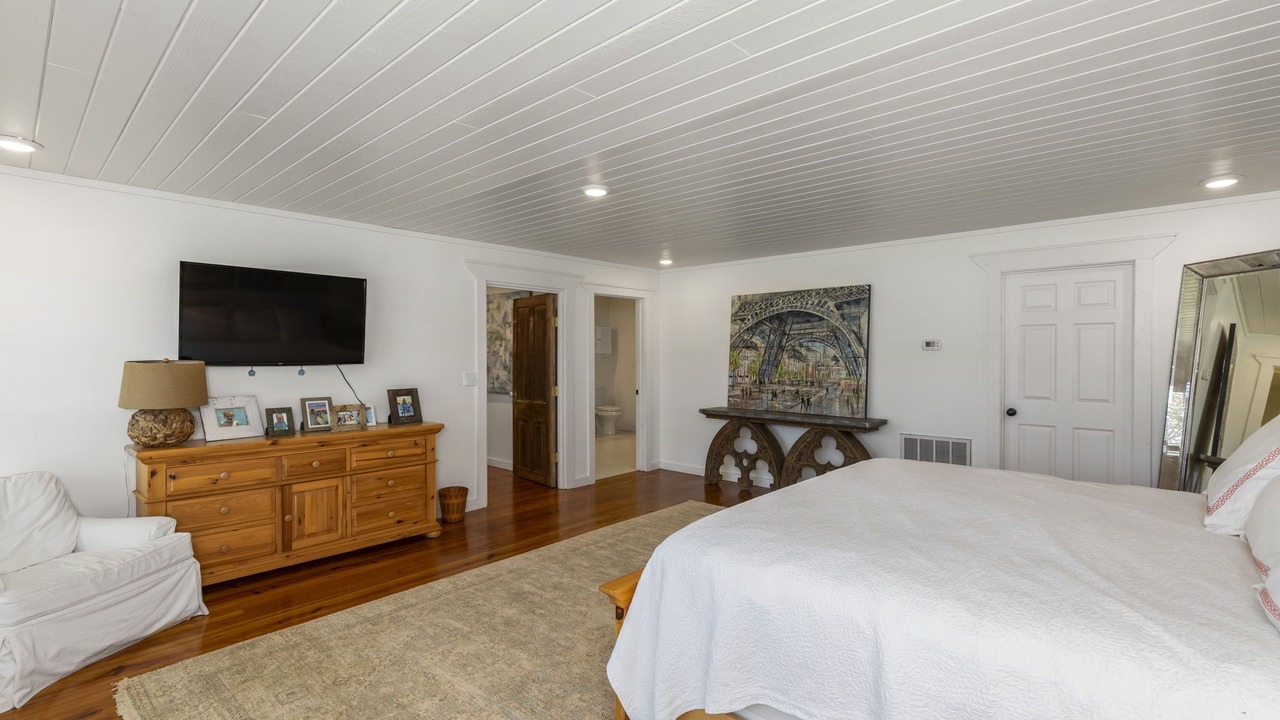 Photo of Bedroom in Coosa County